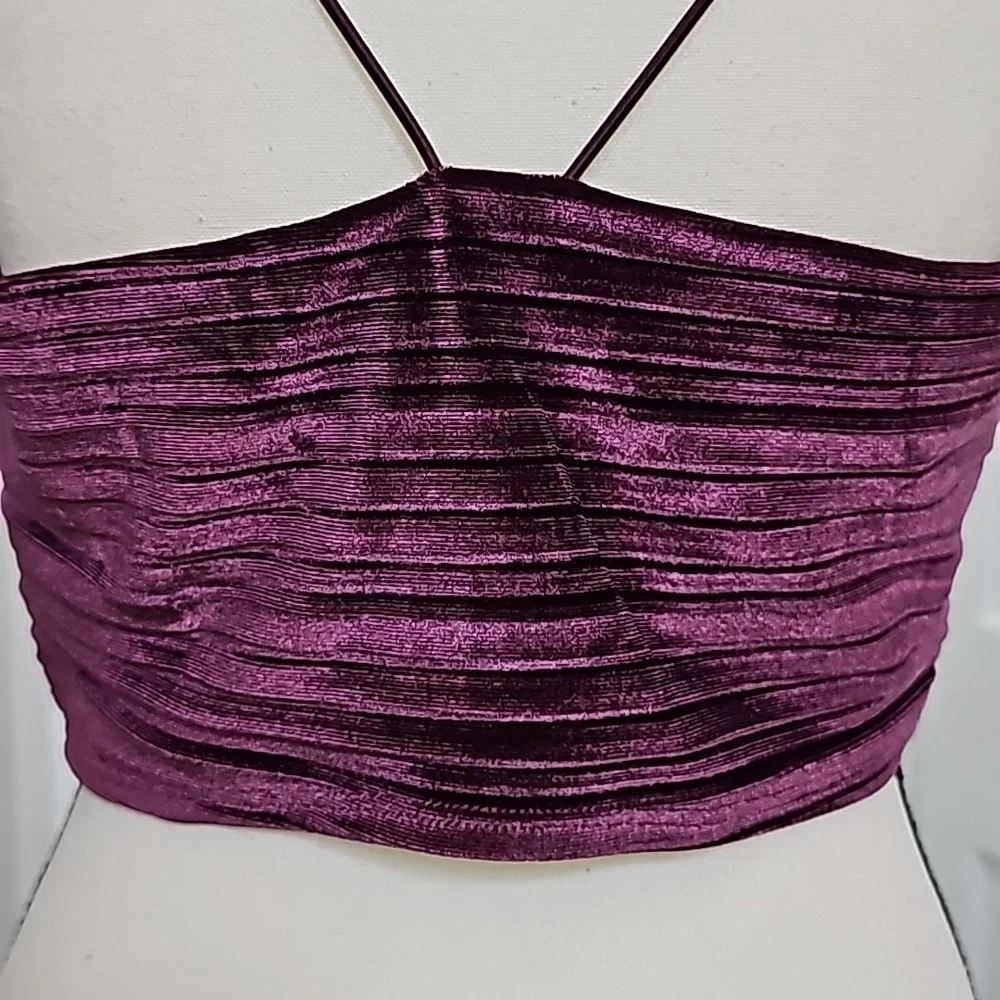 Wild Fable Cinched Front Velvet Ribbed Crop Top Size M - Picture 8 of 12